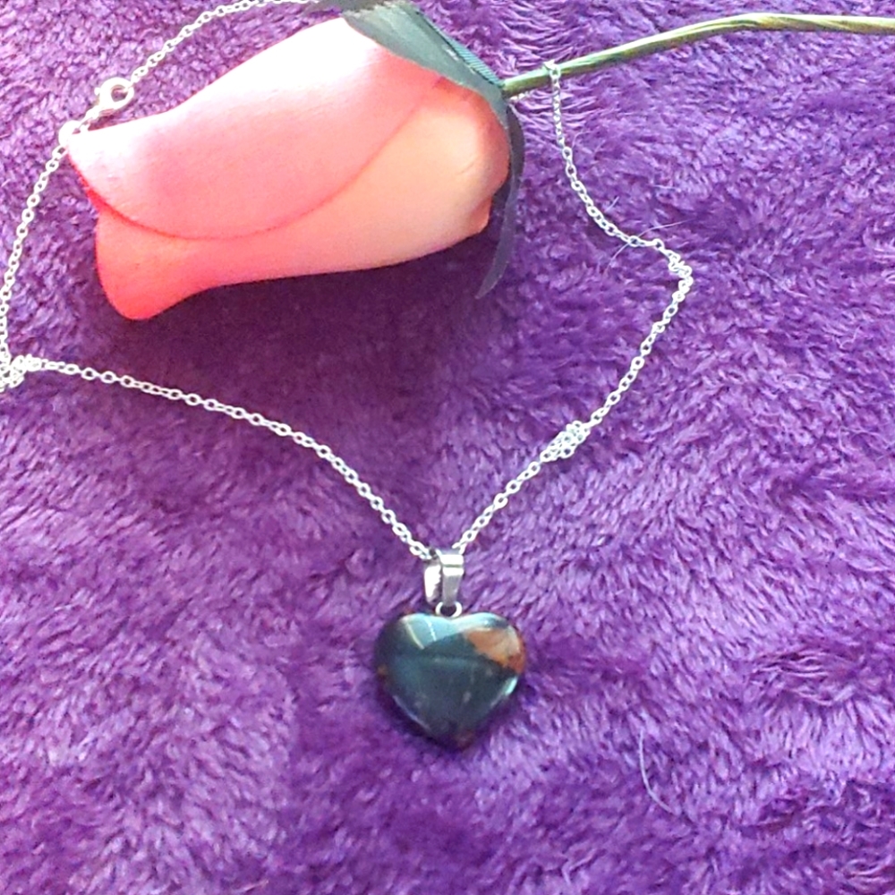 Black & Brown heart necklace